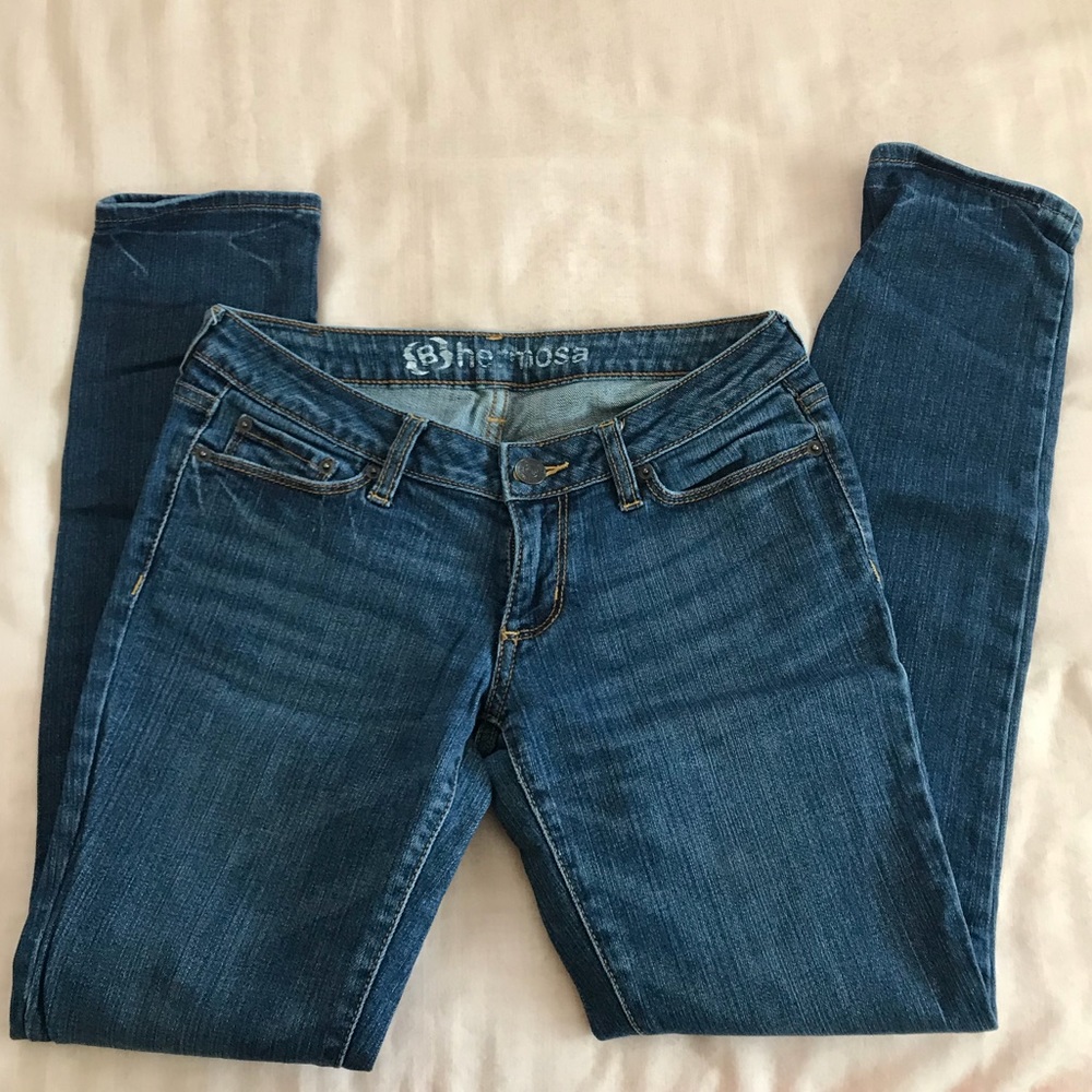Bullhead Jeans - Picture 2 of 4
